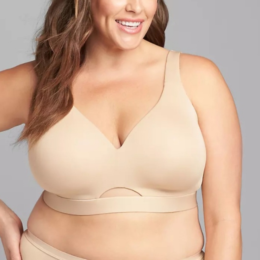 Lane Bryant Cacique Lightly Lined No-Wire Bra 52B in Cream